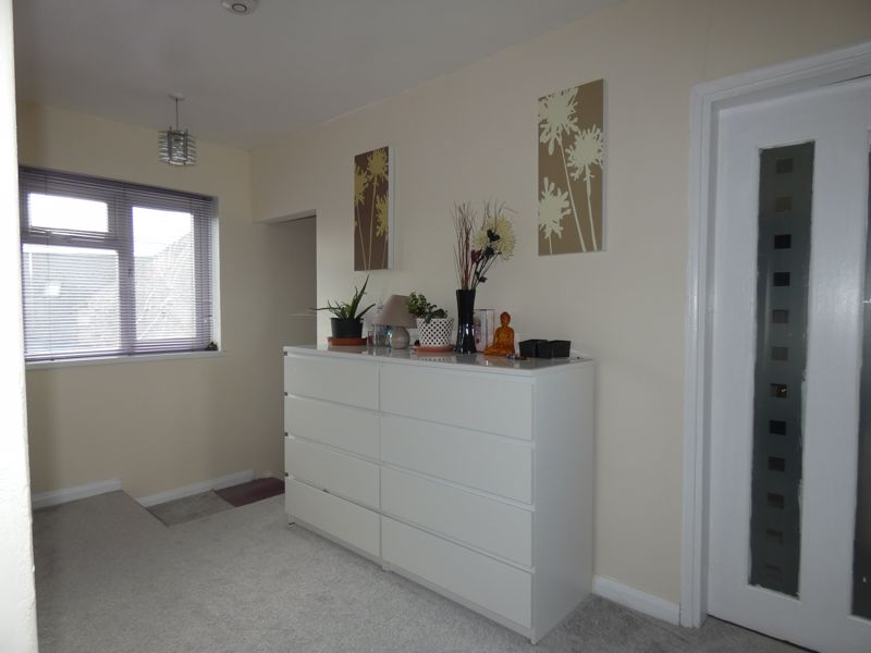 First Floor Landing- click for photo gallery